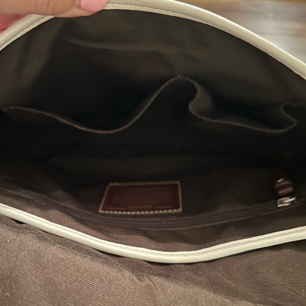 Coach Cream and Brown Leather Crossbody Shoulder Bag - Picture 6 of 15